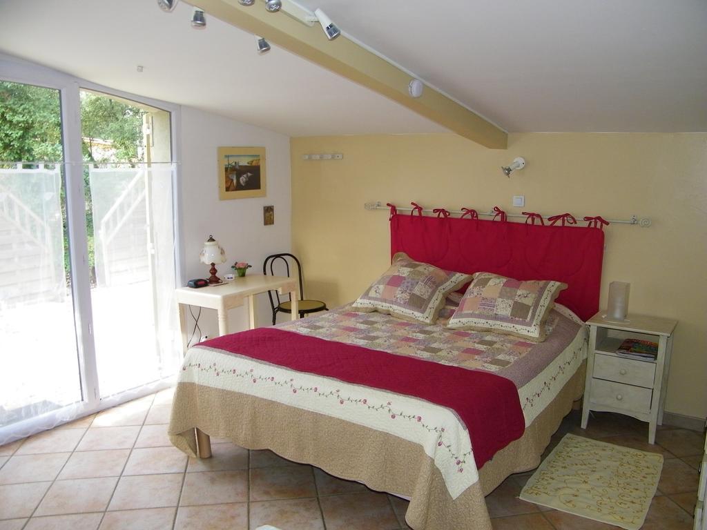 Domaine Du Bois Gite Marion Galargues Esterno foto